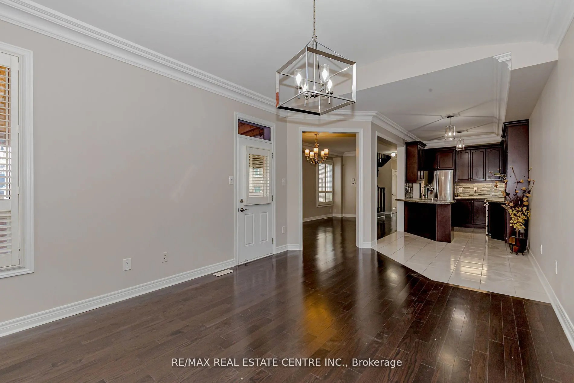 20 Gower Crescent, #(Upper)