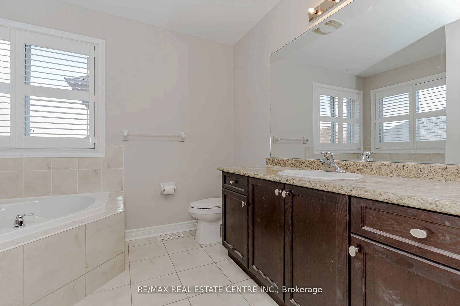 20 Gower Crescent, #(Upper)