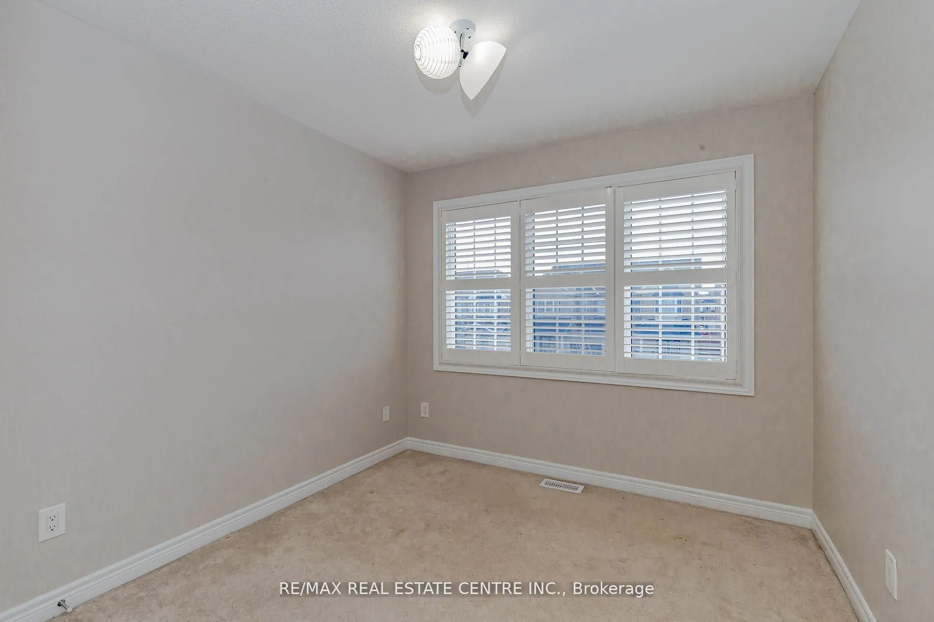 20 Gower Crescent, #(Upper)