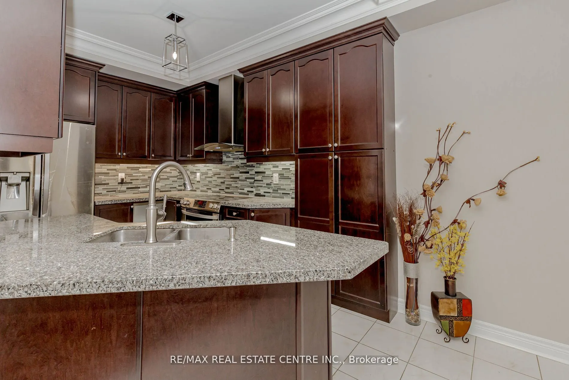 20 Gower Crescent, #(Upper)