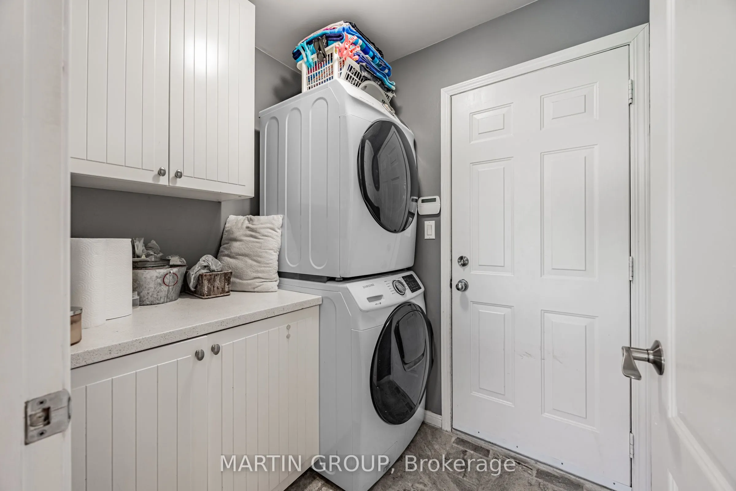 5637 Roseville Court