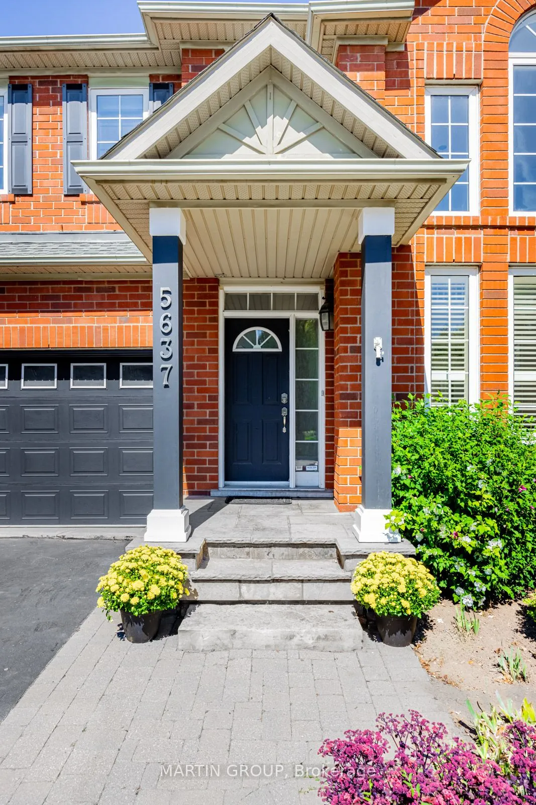 5637 Roseville Court