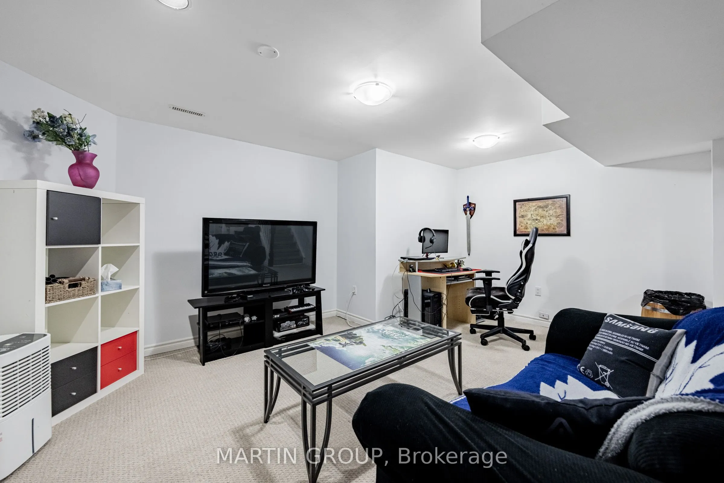5637 Roseville Court