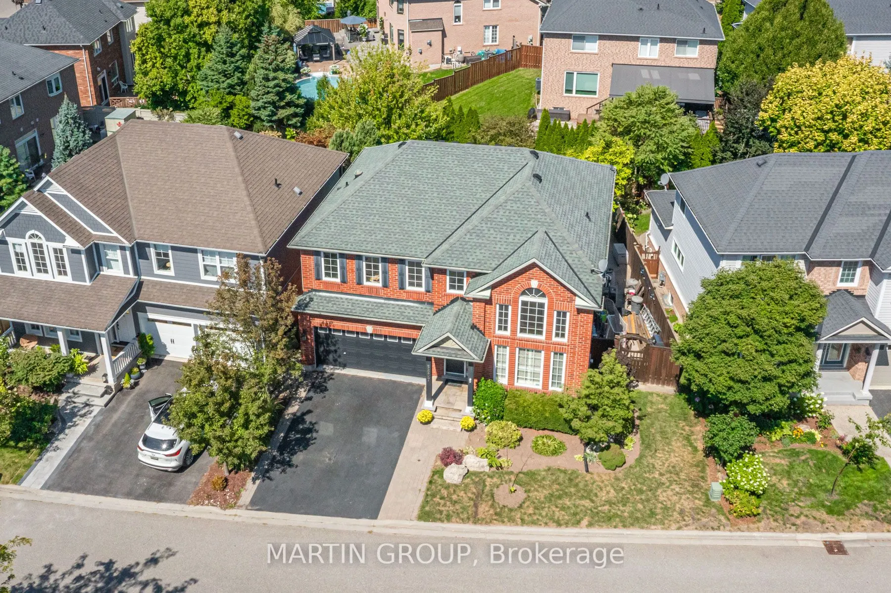 5637 Roseville Court