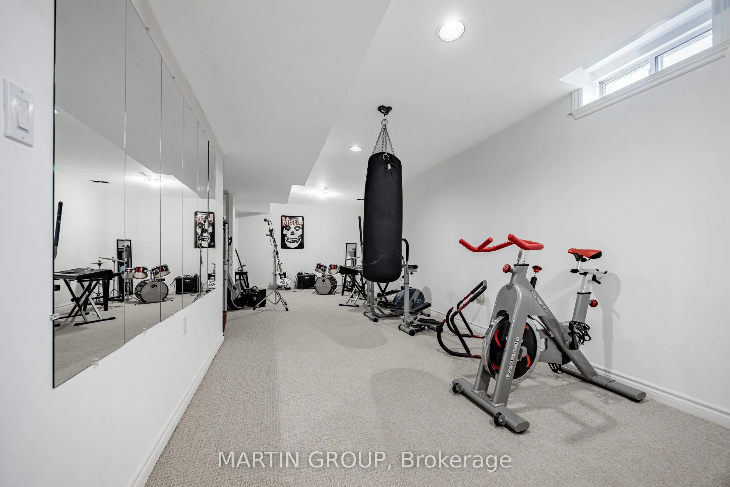 5637 Roseville Court