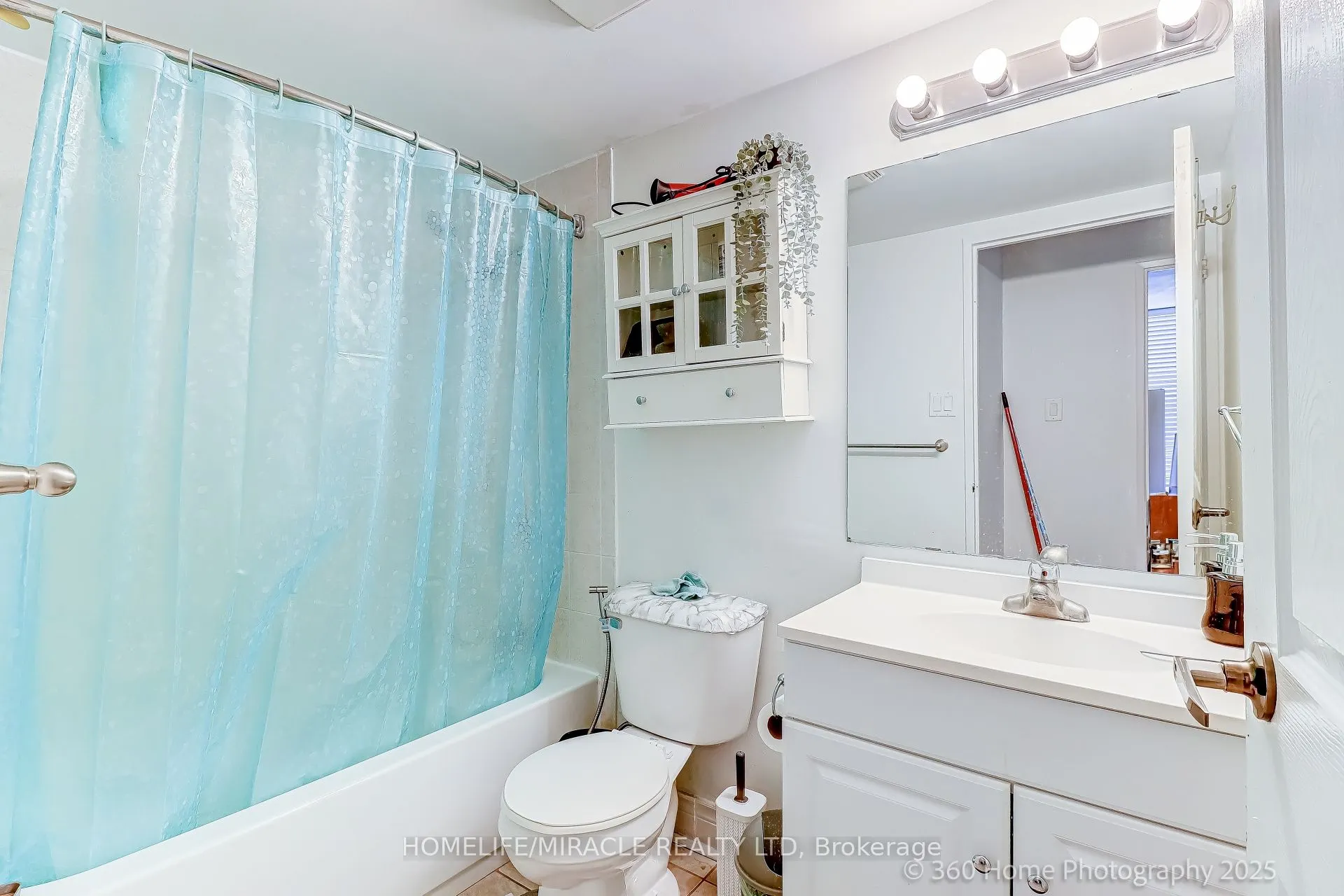 3501 Glen Erin Drive, #409