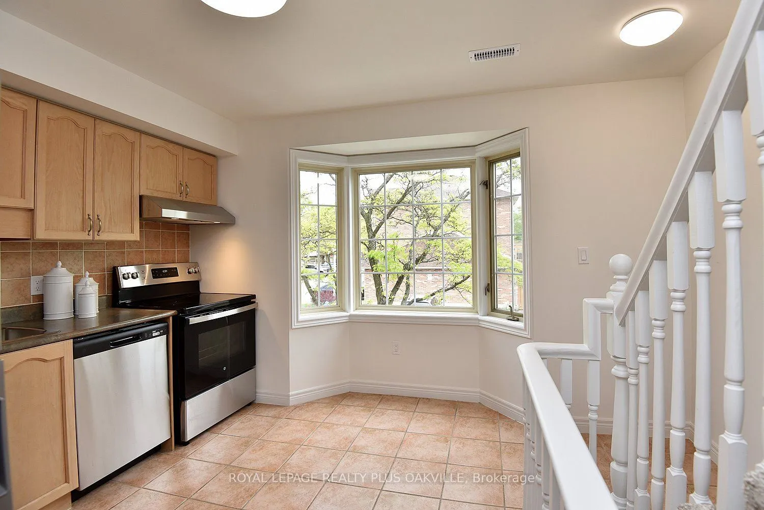 4045 Upper Middle Road, #14