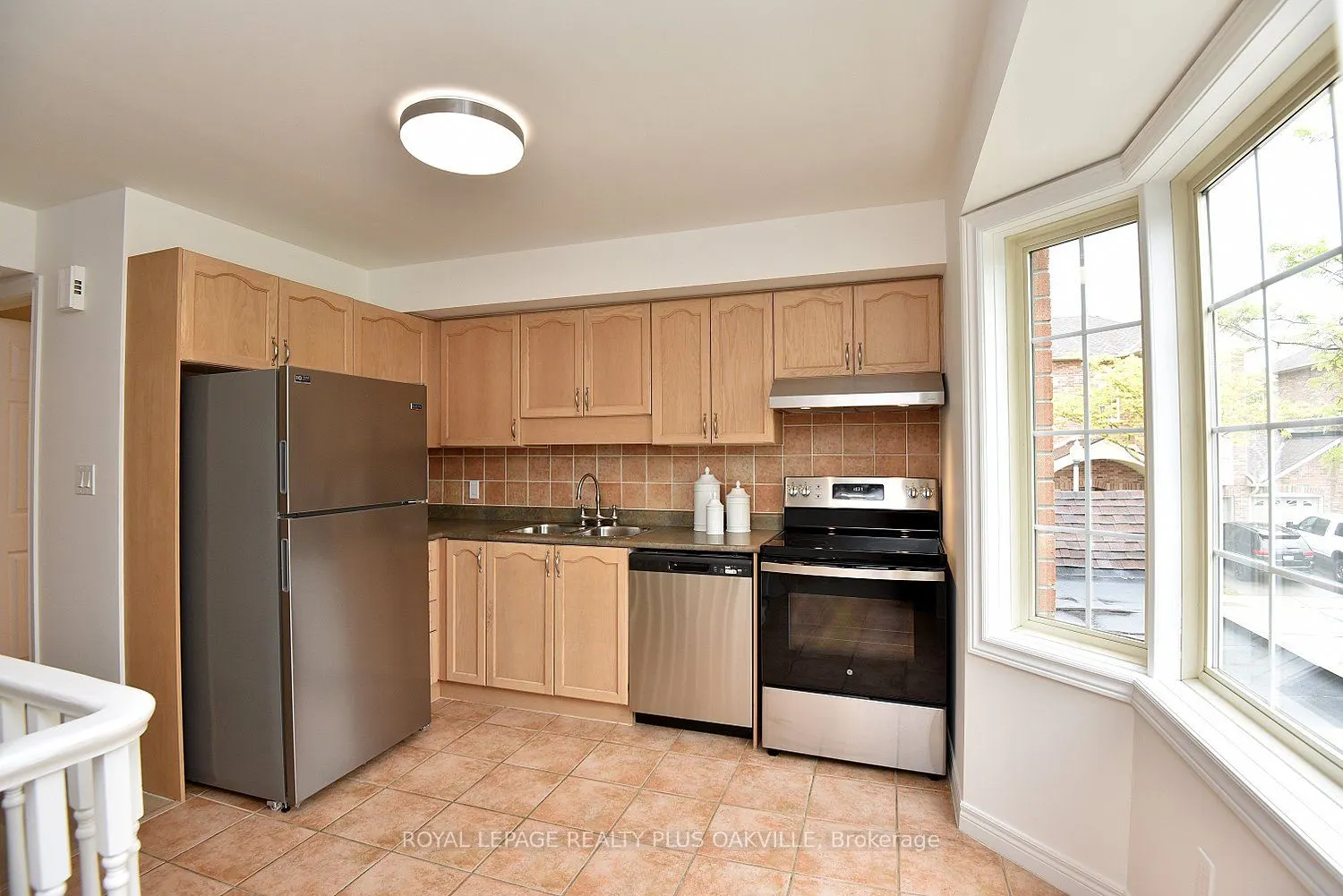 4045 Upper Middle Road, #14