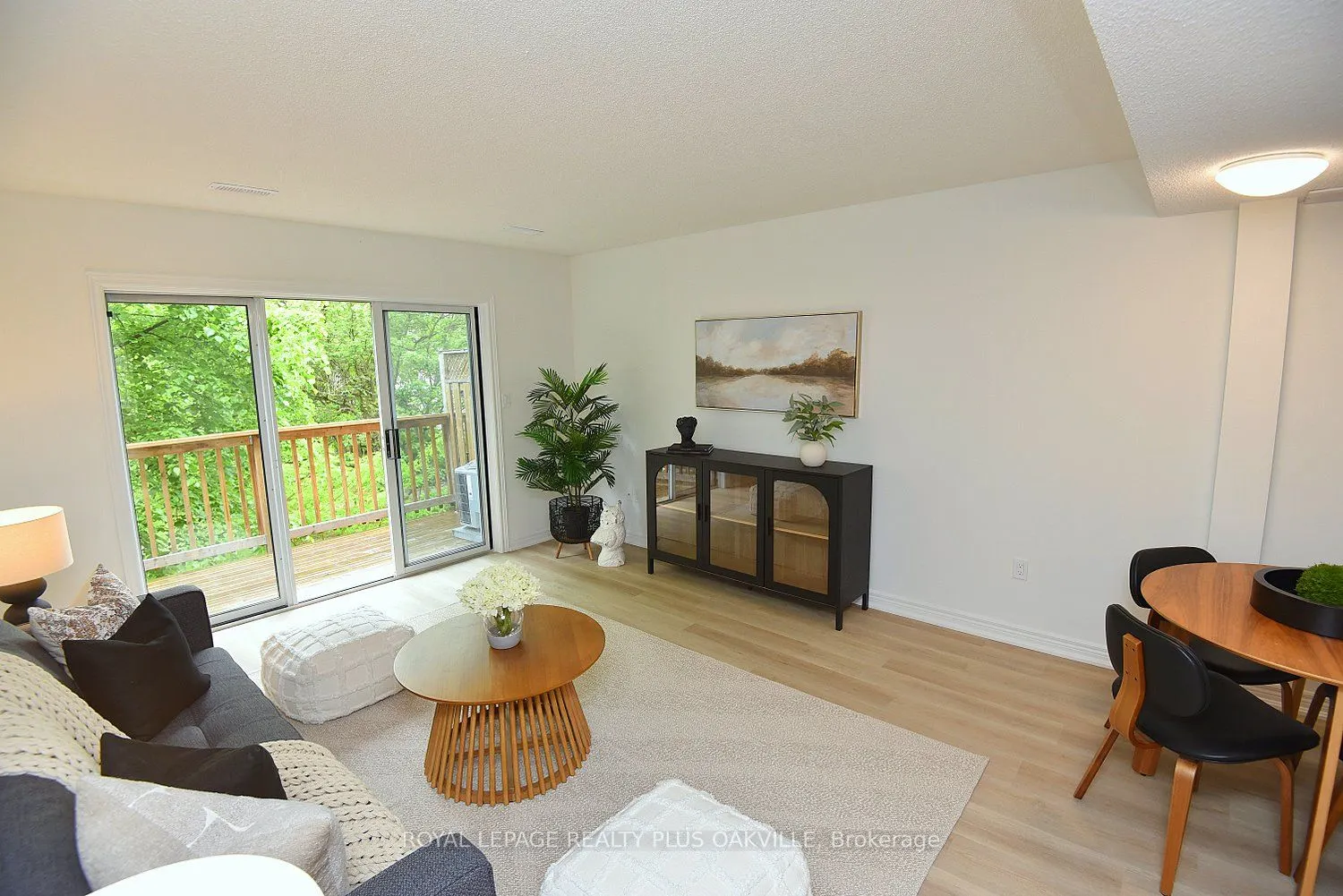 4045 Upper Middle Road, #14