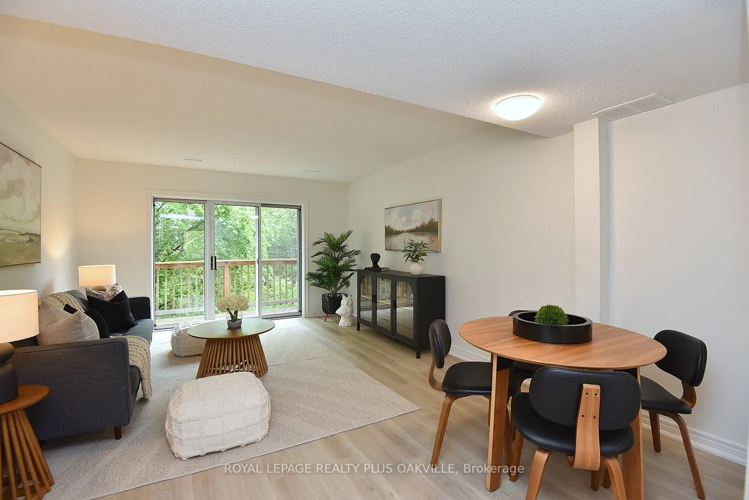 4045 Upper Middle Road, #14