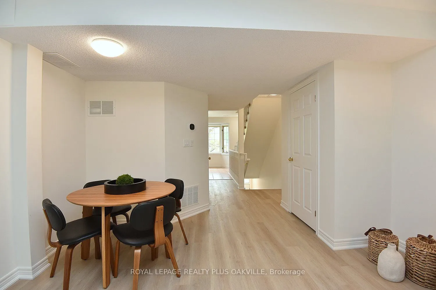 4045 Upper Middle Road, #14