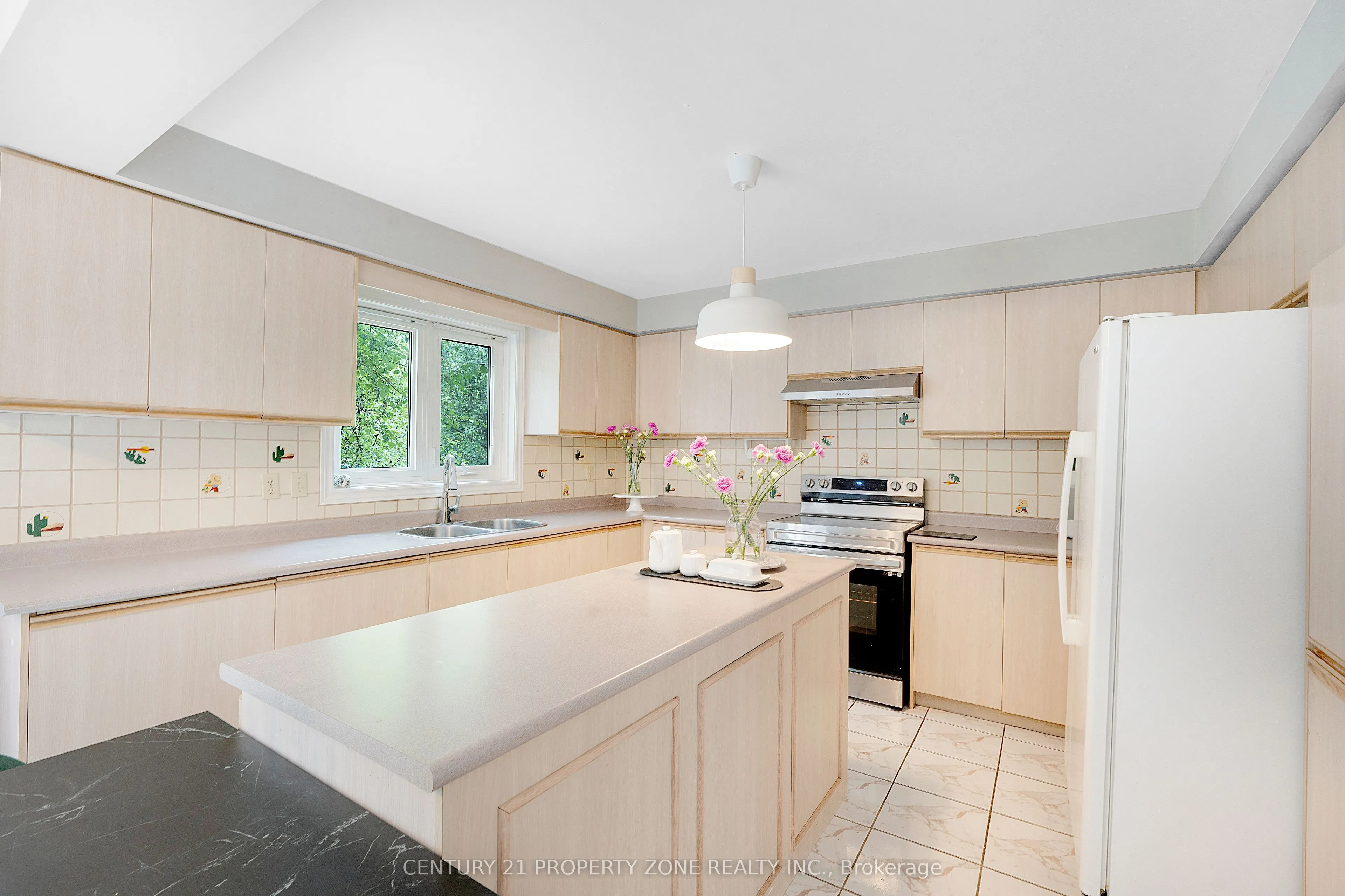 380 Summerchase Drive