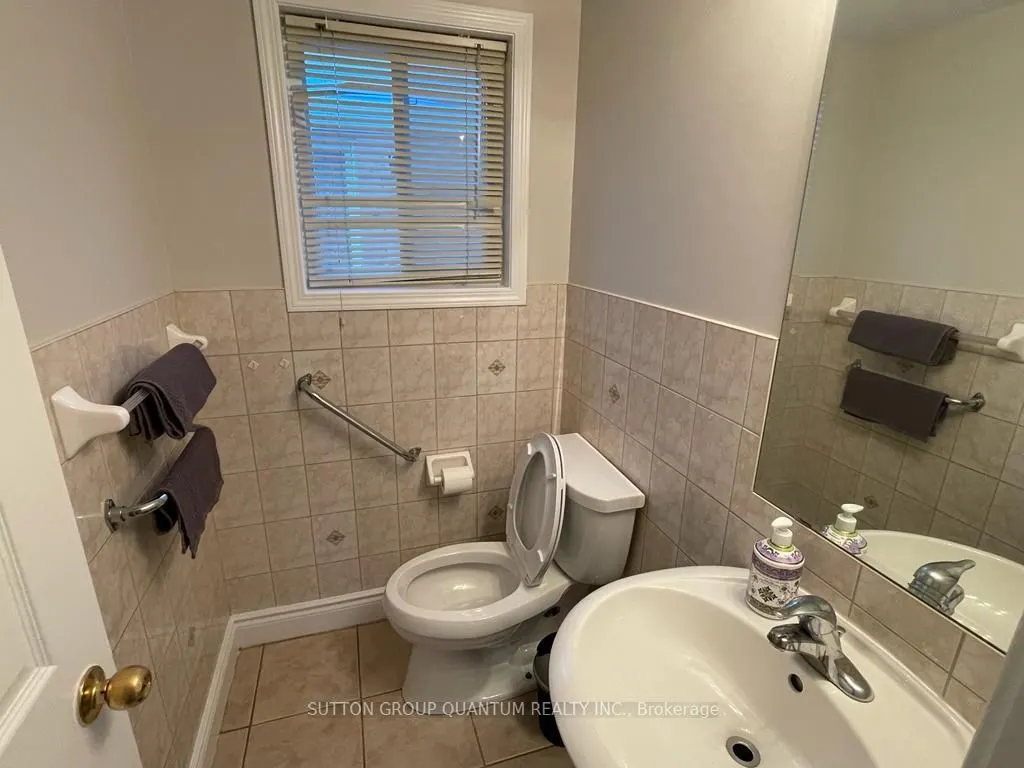 239 Brisdale Drive, #Upper