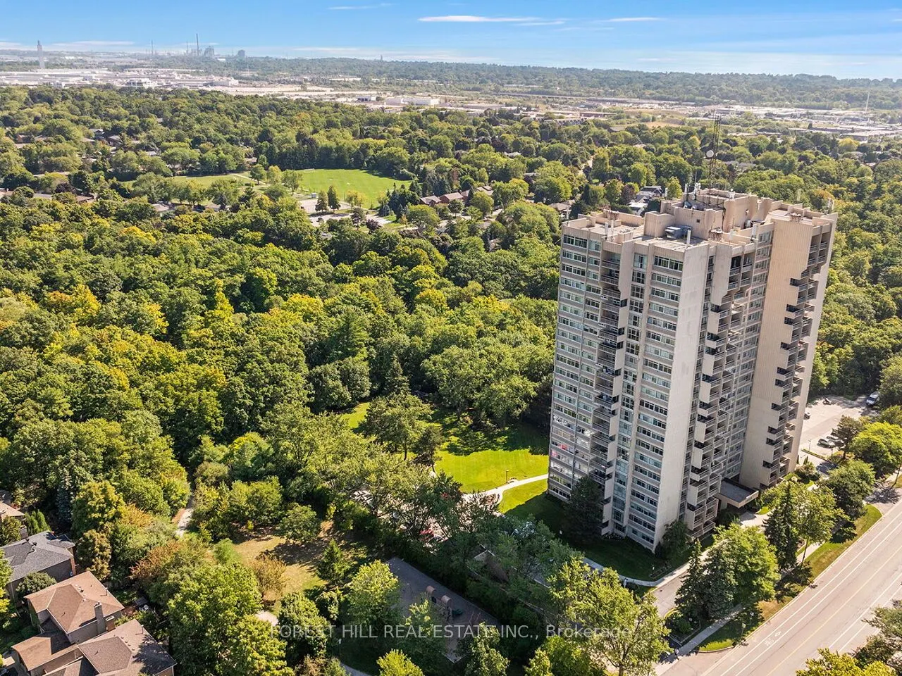 1359 WHITE OAKS Boulevard E, #608