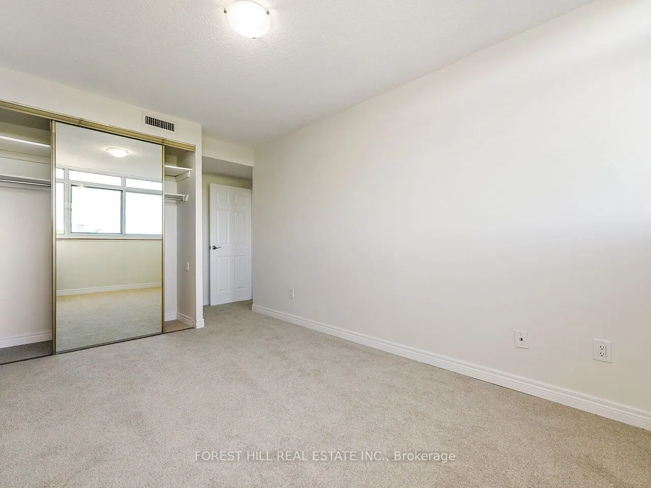 1359 WHITE OAKS Boulevard E, #608
