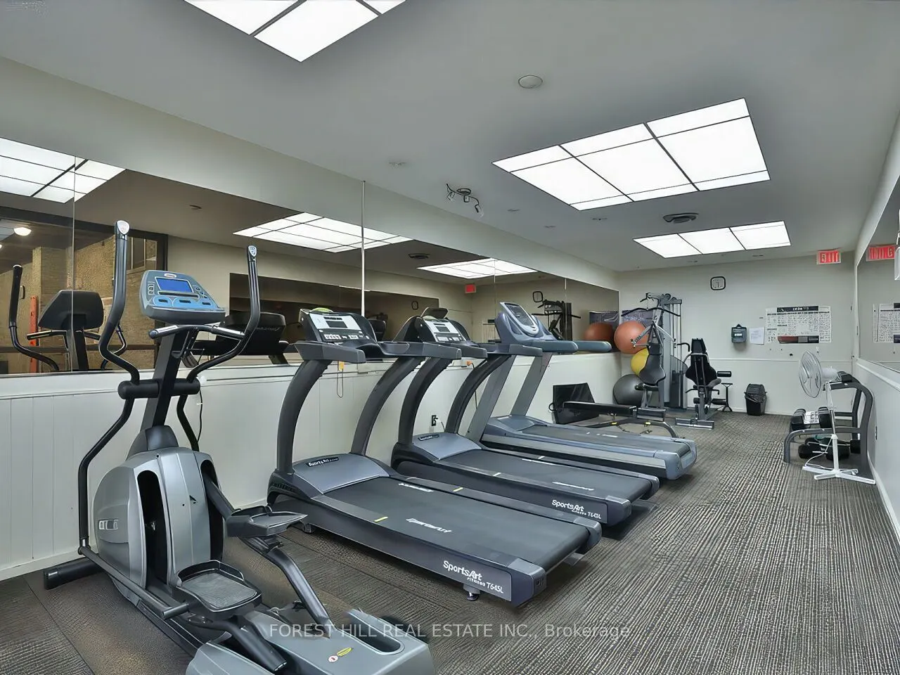 1359 WHITE OAKS Boulevard E, #608