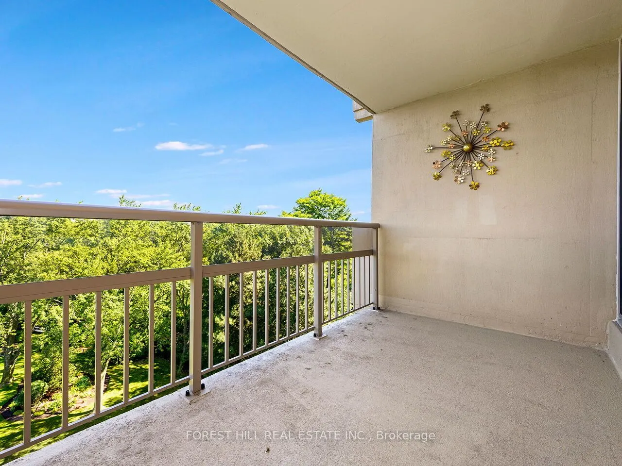 1359 WHITE OAKS Boulevard E, #608