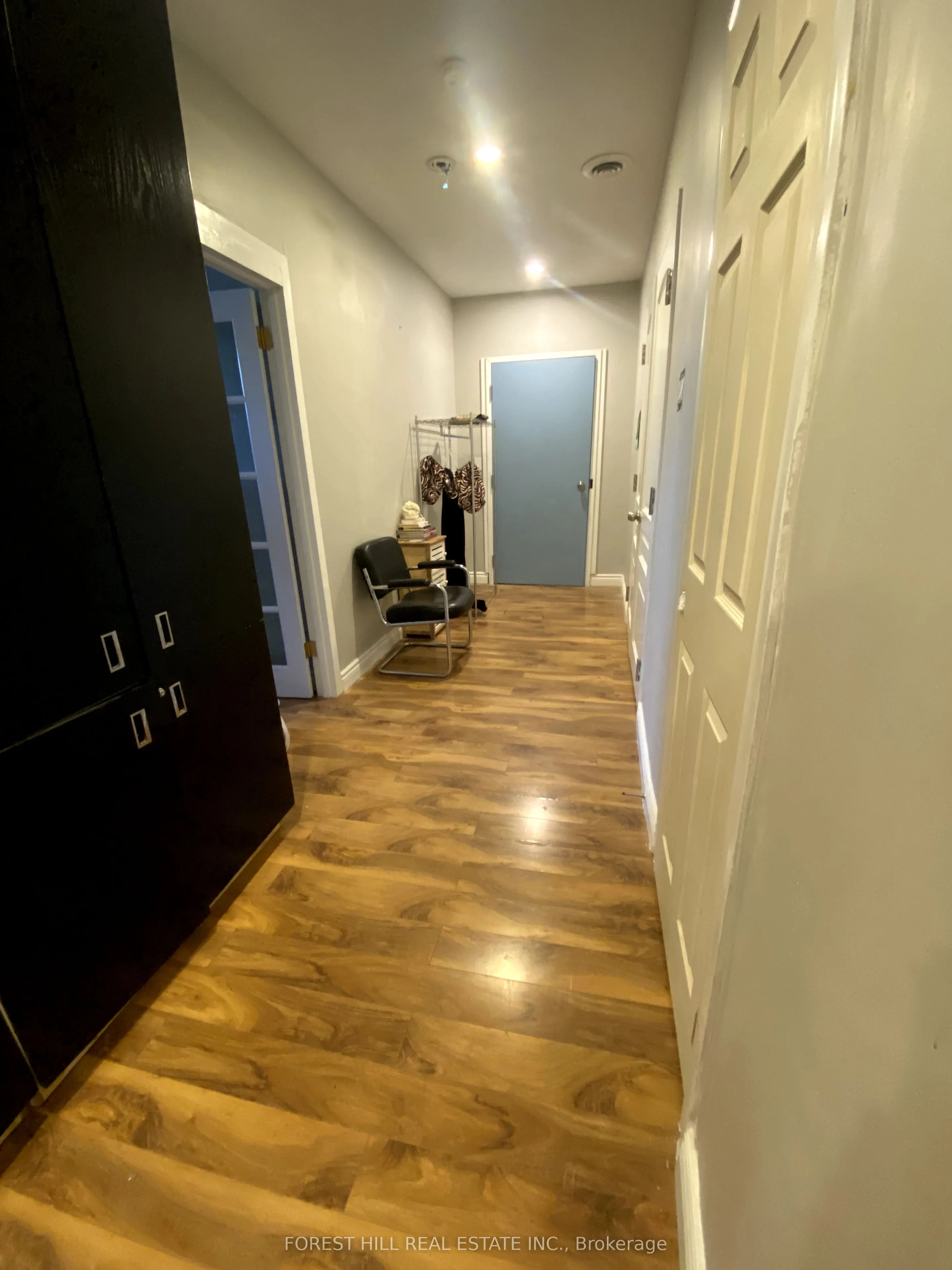 16 Northwestern Avenue, #202
