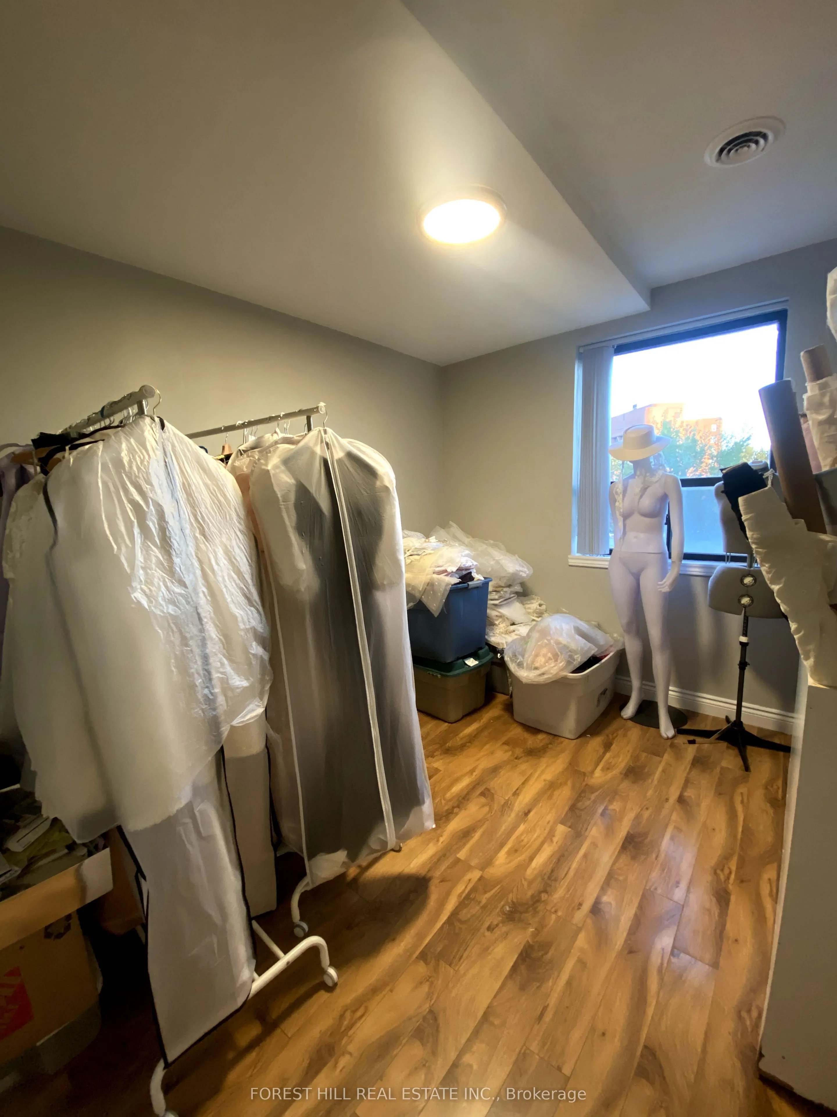 16 Northwestern Avenue, #202
