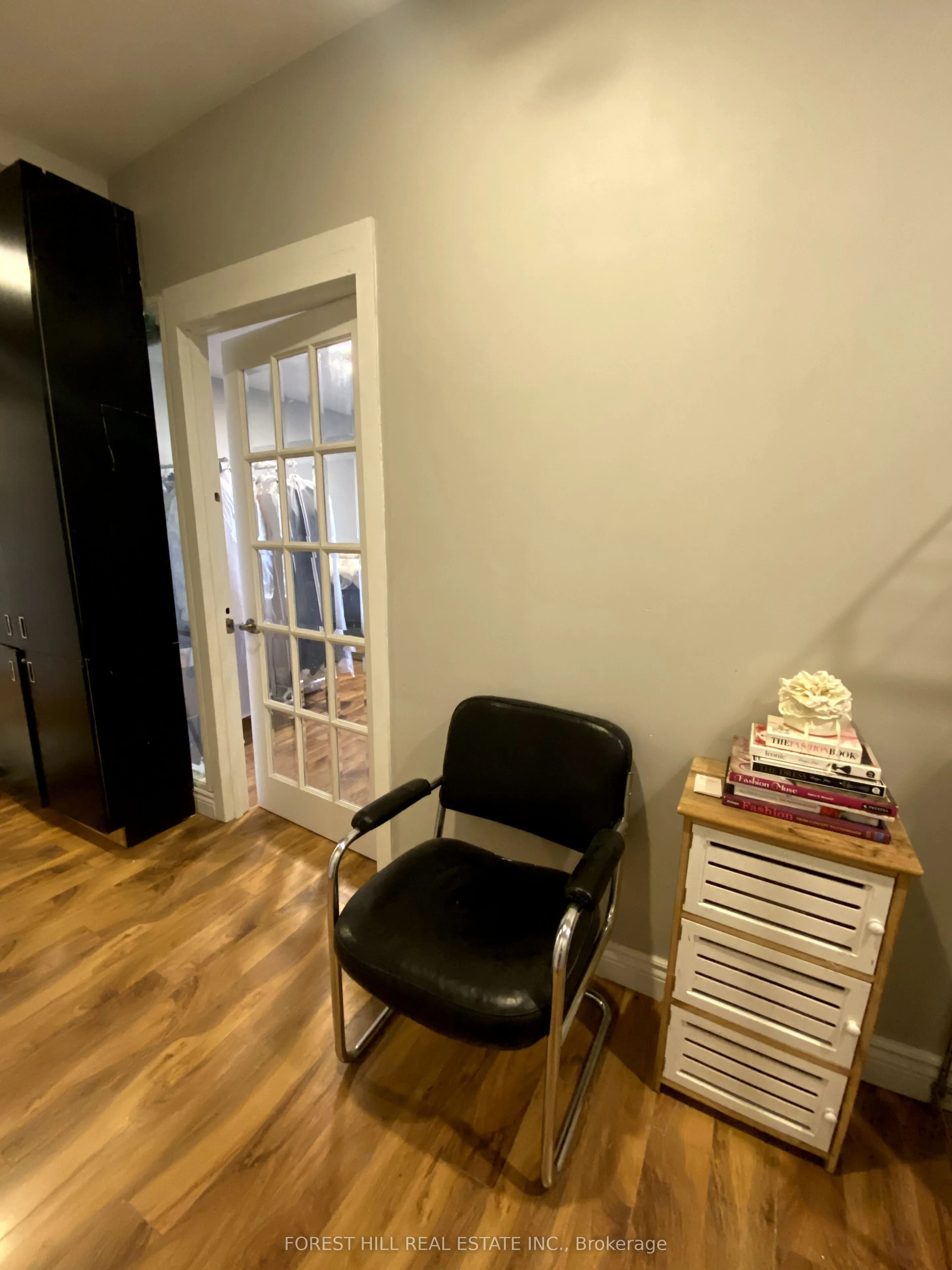 16 Northwestern Avenue, #202