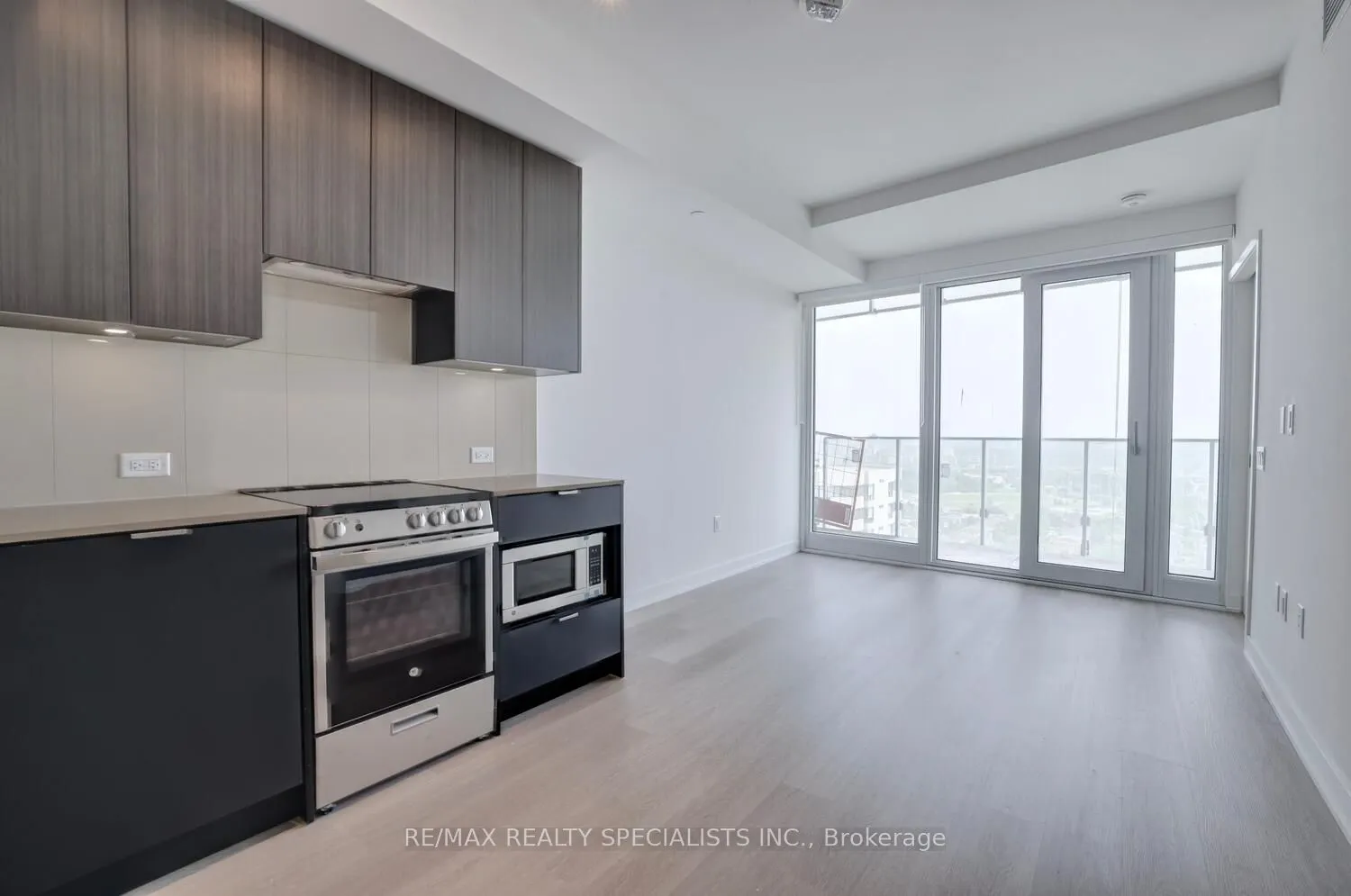 3883 Quartz Road, #2008