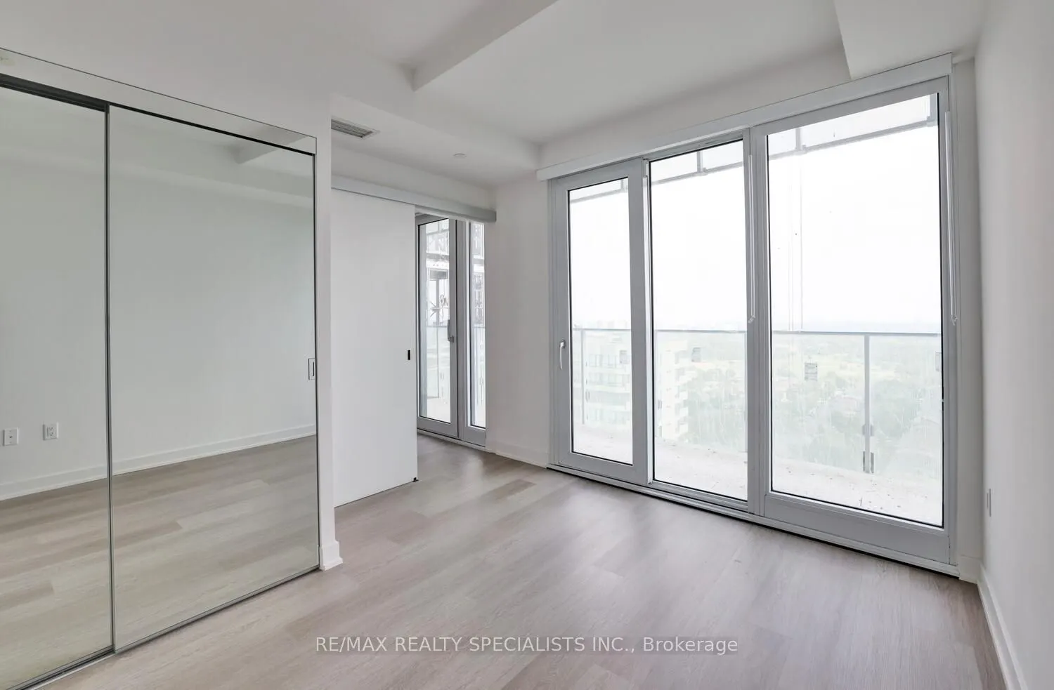 3883 Quartz Road, #2008