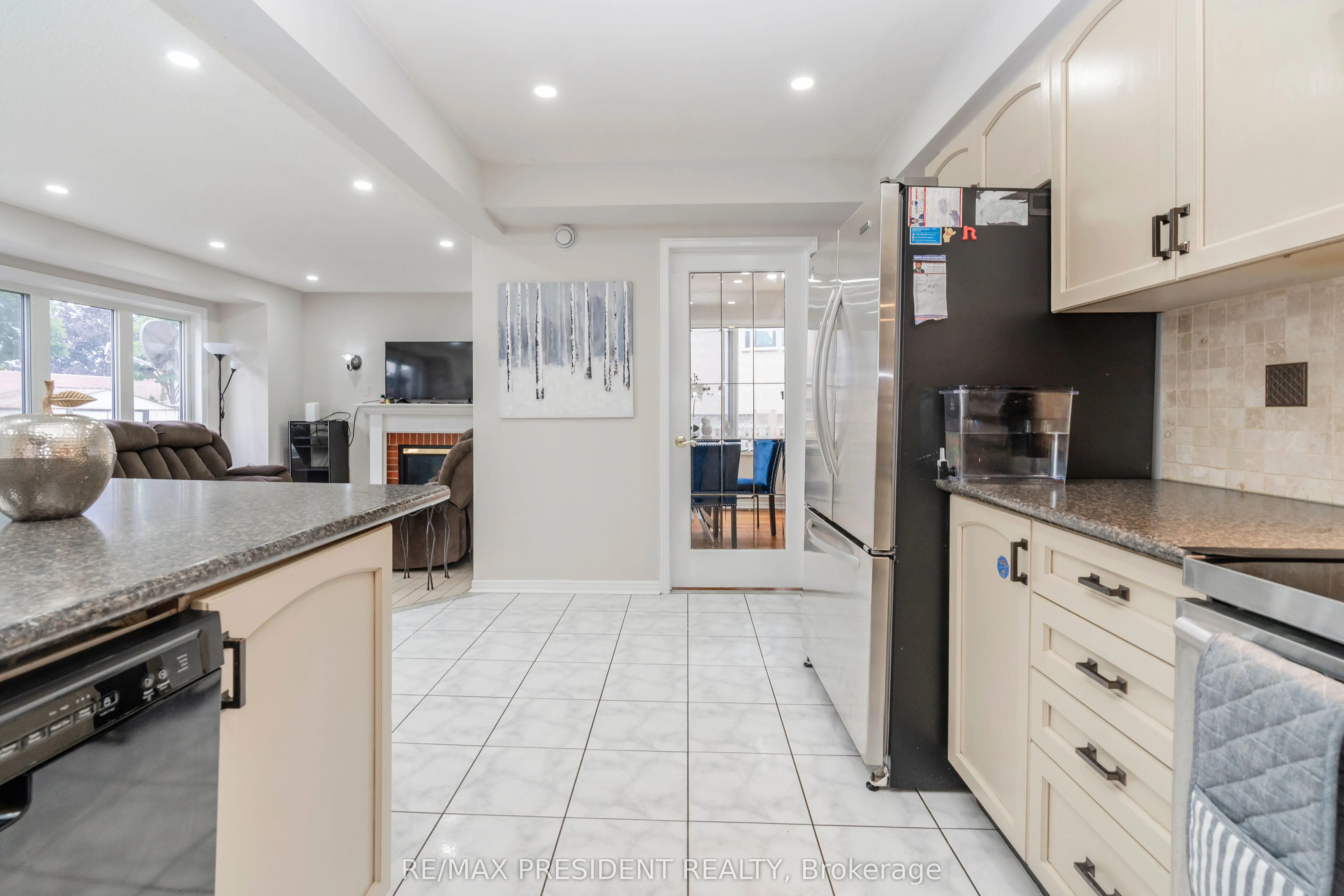 41 Rangeland Road