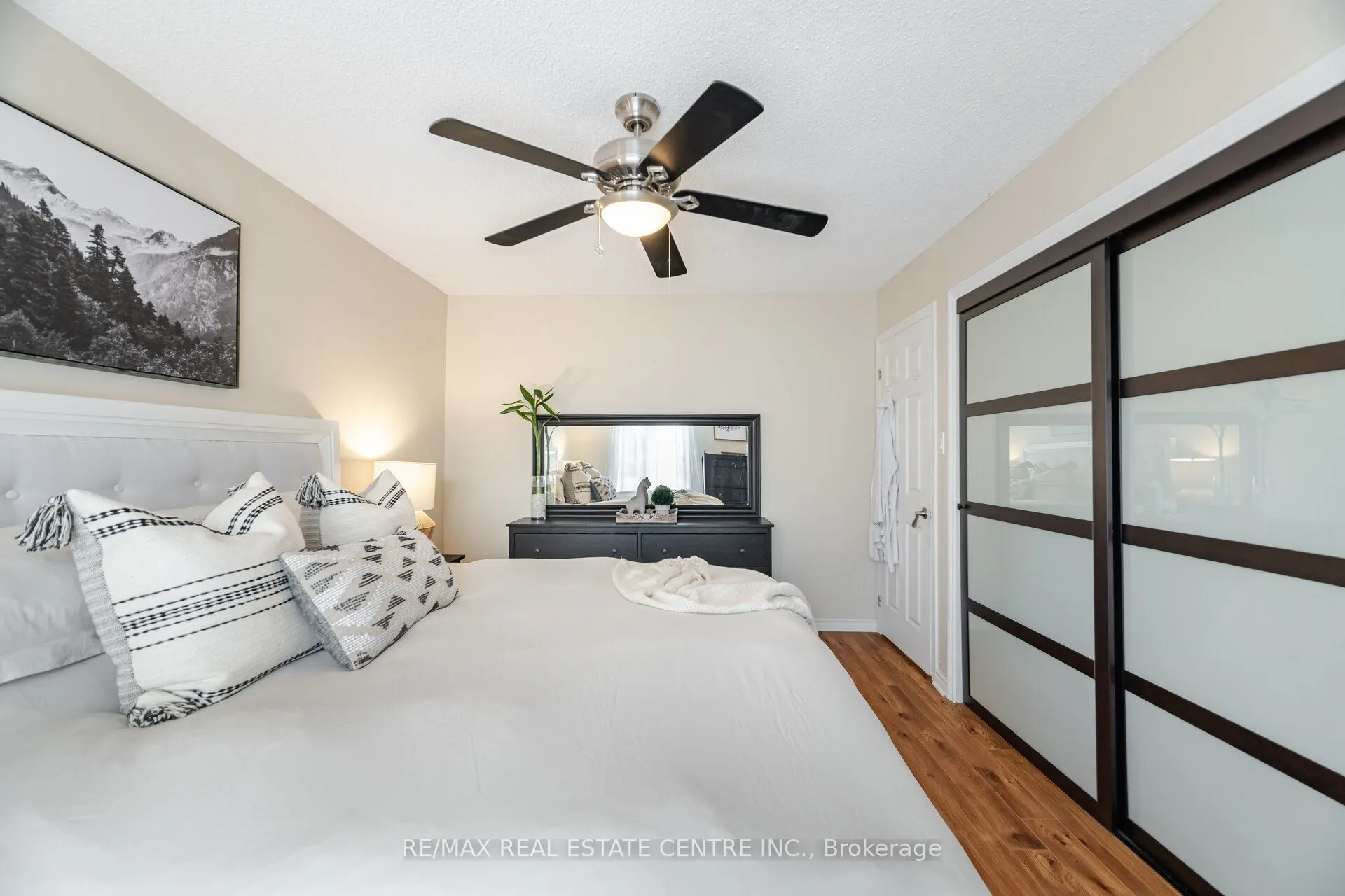 3017 Glace Bay Road