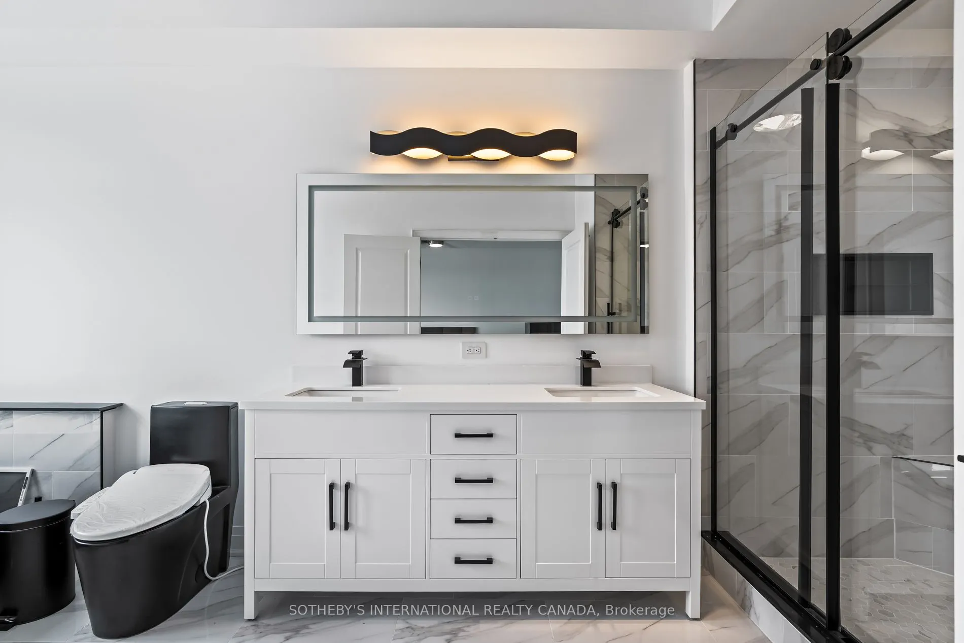 54 St Lawrence Drive, #22