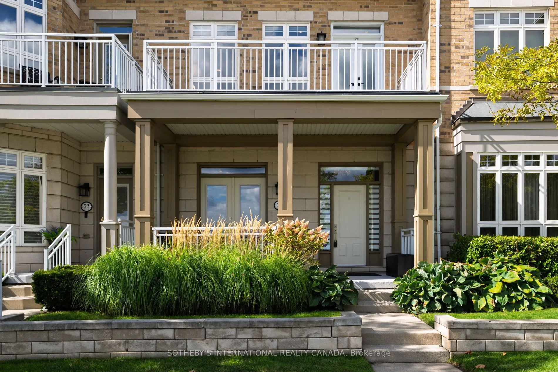 54 St Lawrence Drive, #22