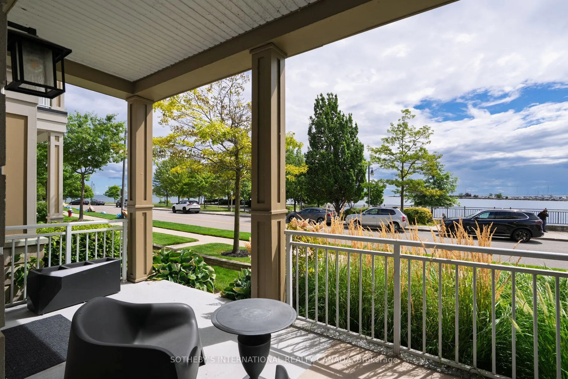 54 St Lawrence Drive, #22