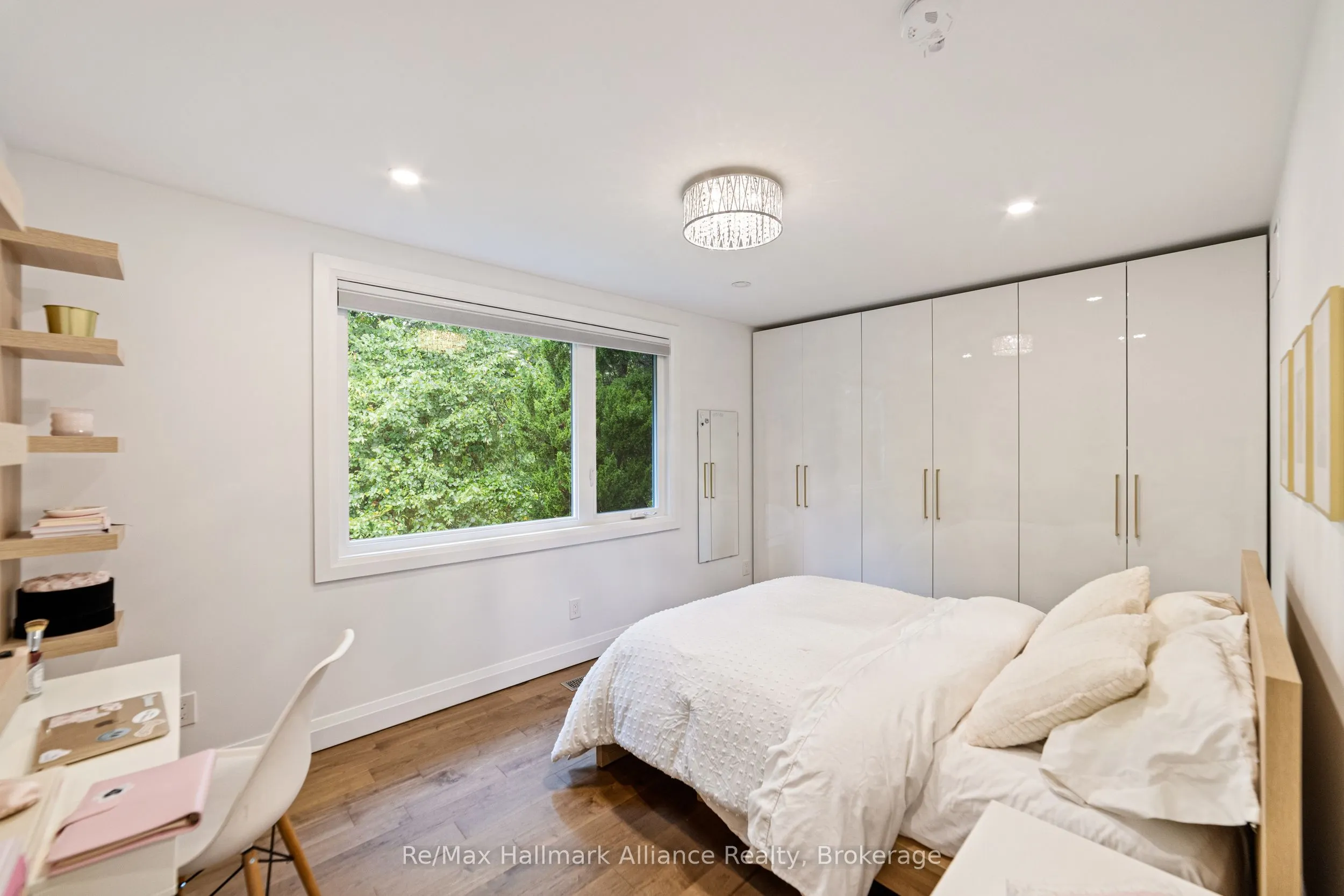 247 Willowridge Court