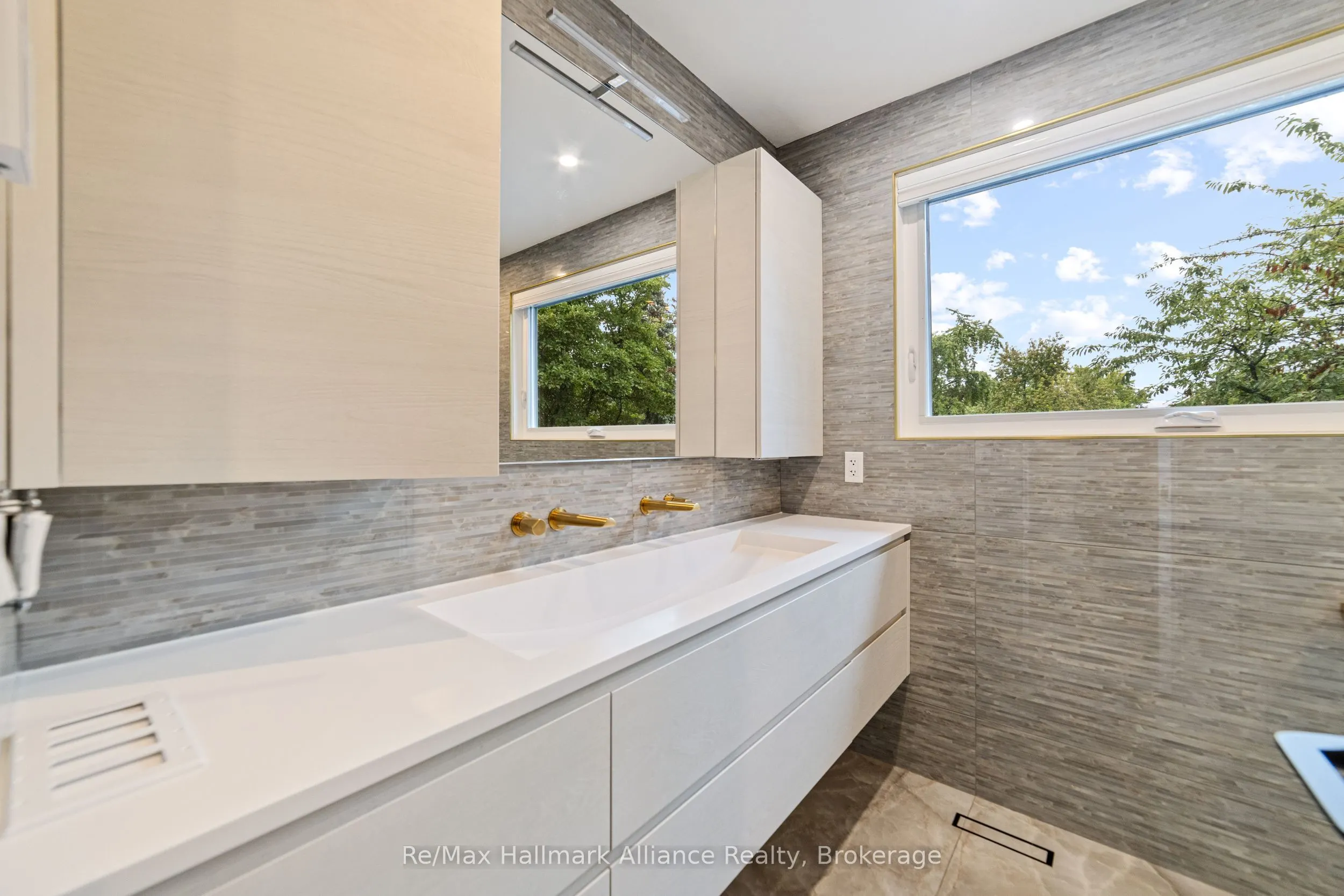 247 Willowridge Court