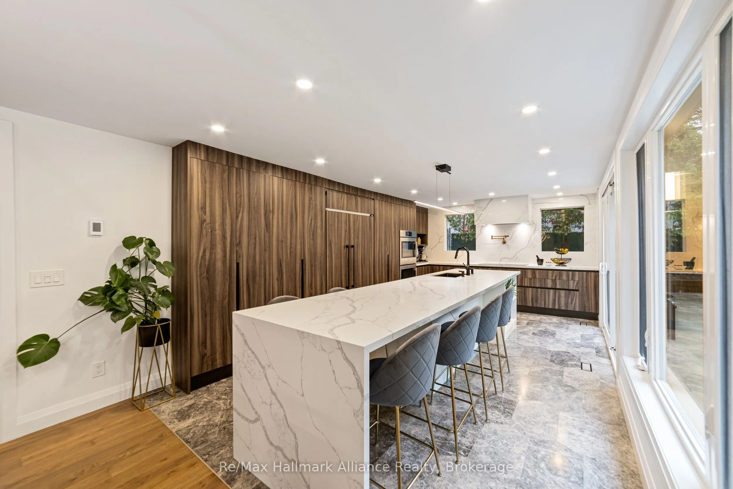 247 Willowridge Court