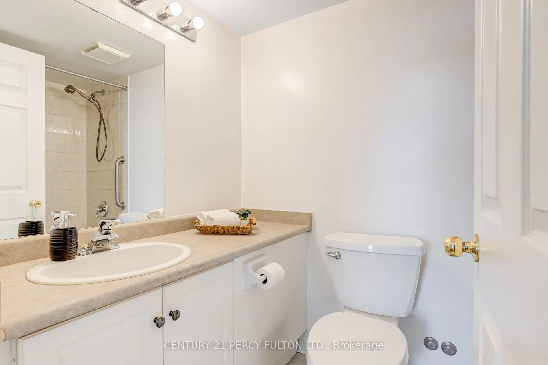 32 Tannery Street, #602