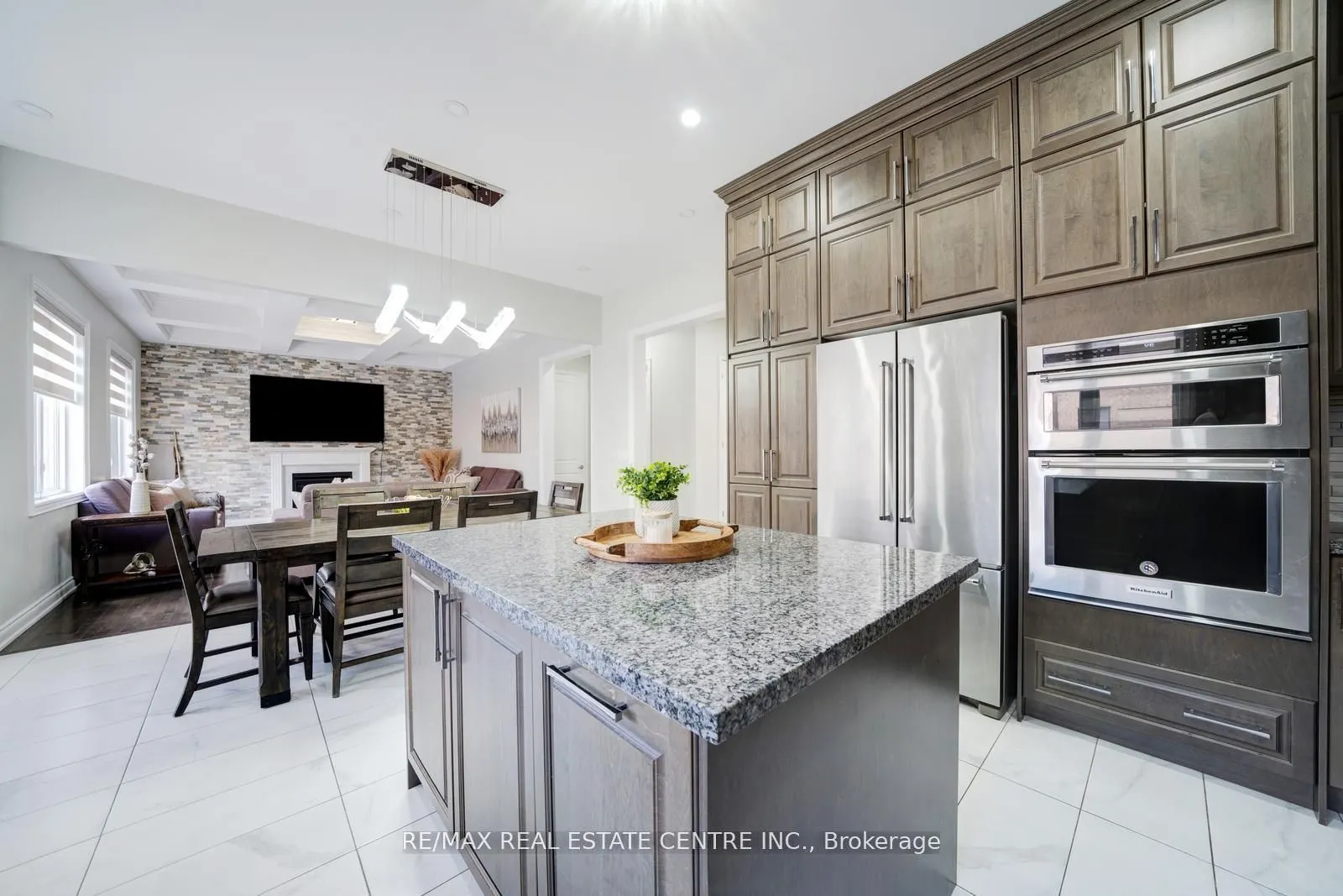 5 Carl Finlay Drive