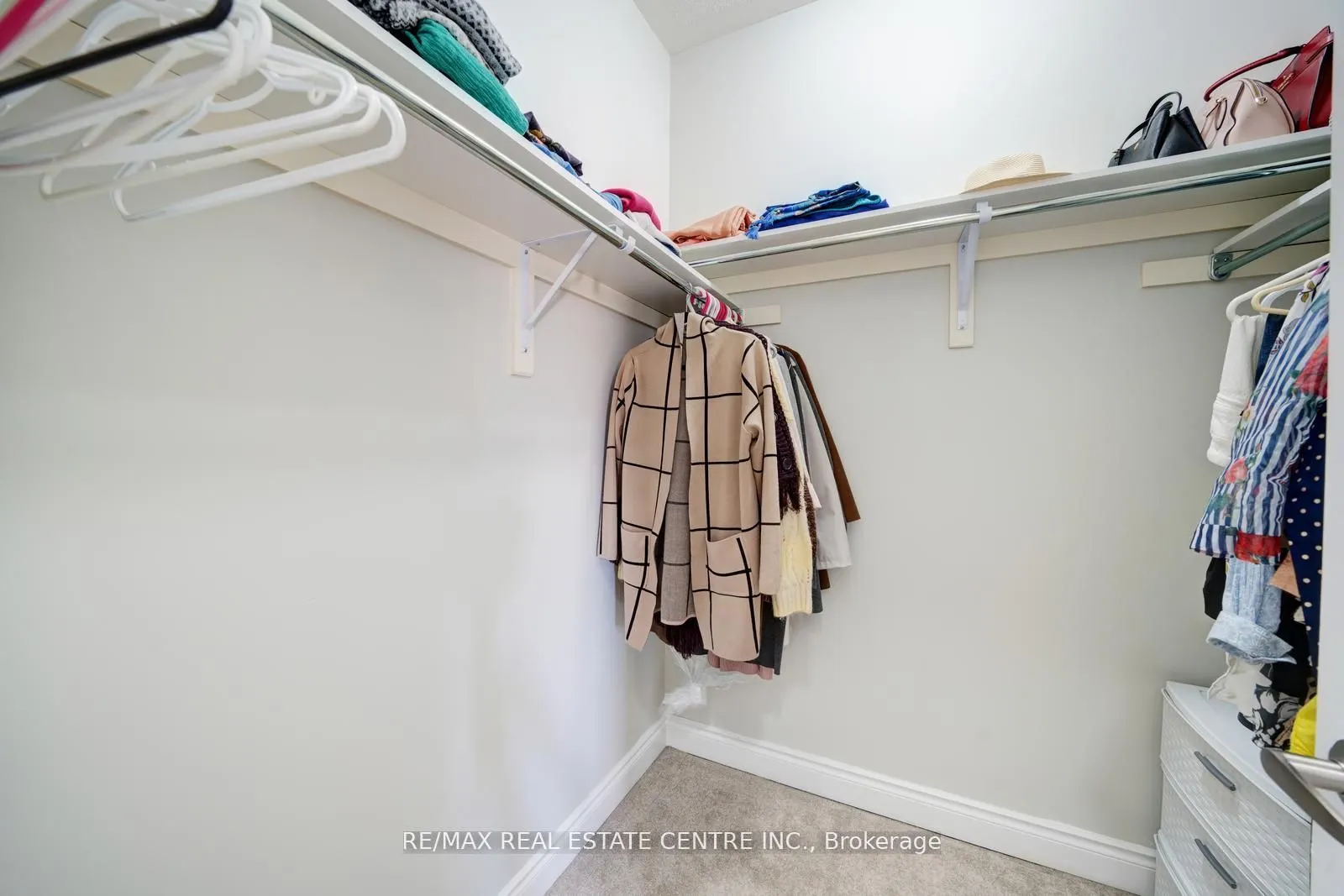 5 Carl Finlay Drive