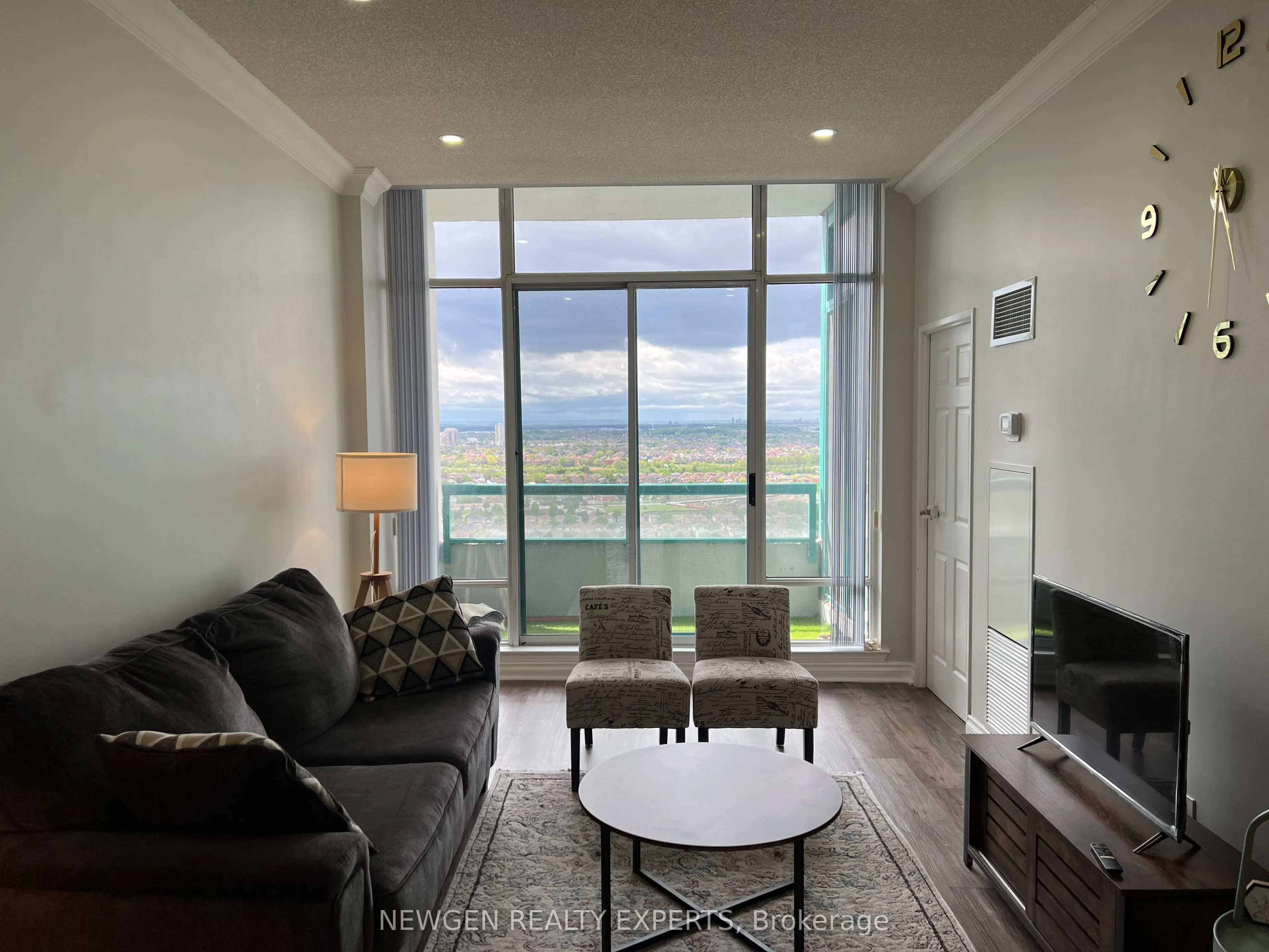 550 Webb Drive, #UPH 12