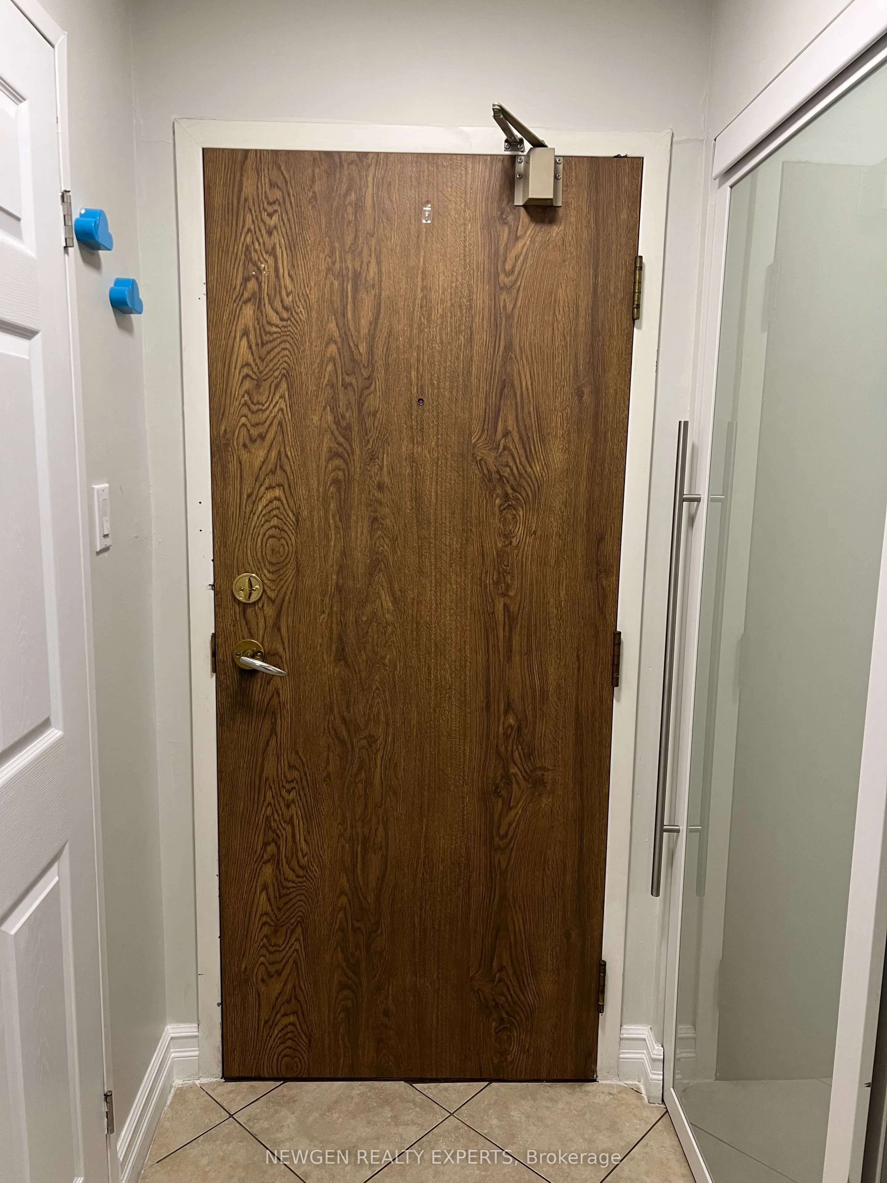 550 Webb Drive, #UPH 12