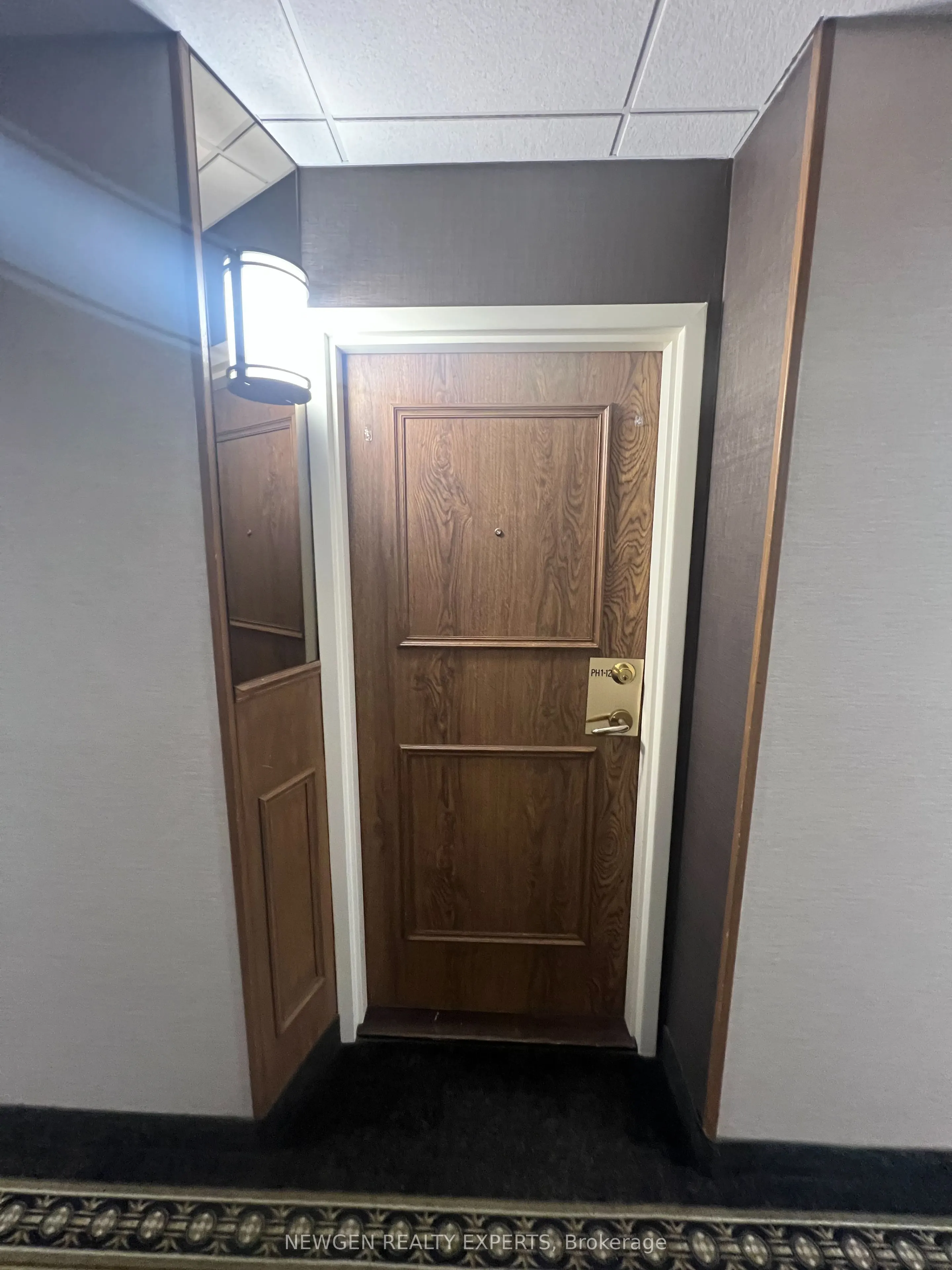 550 Webb Drive, #UPH 12