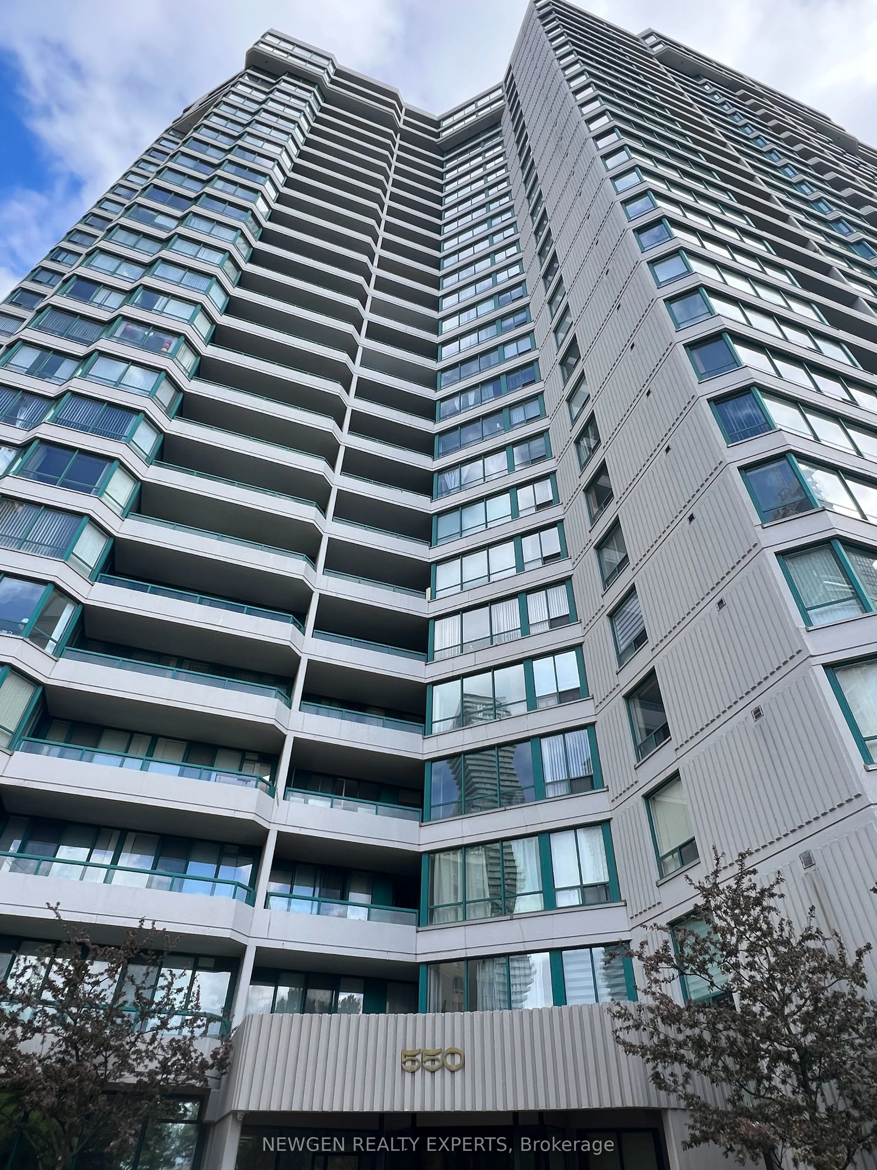 550 Webb Drive, #UPH 12