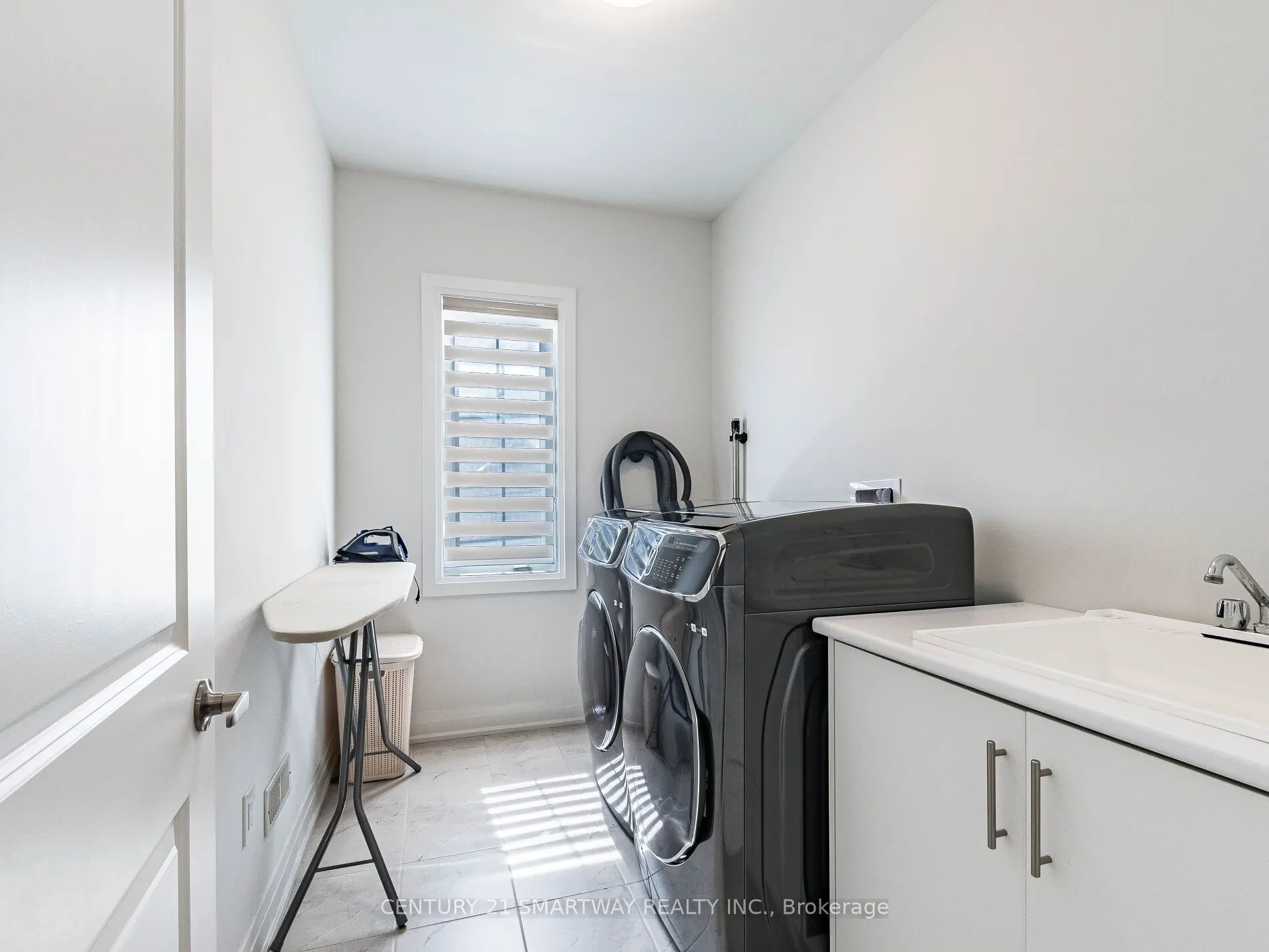 58 Jura Crescent