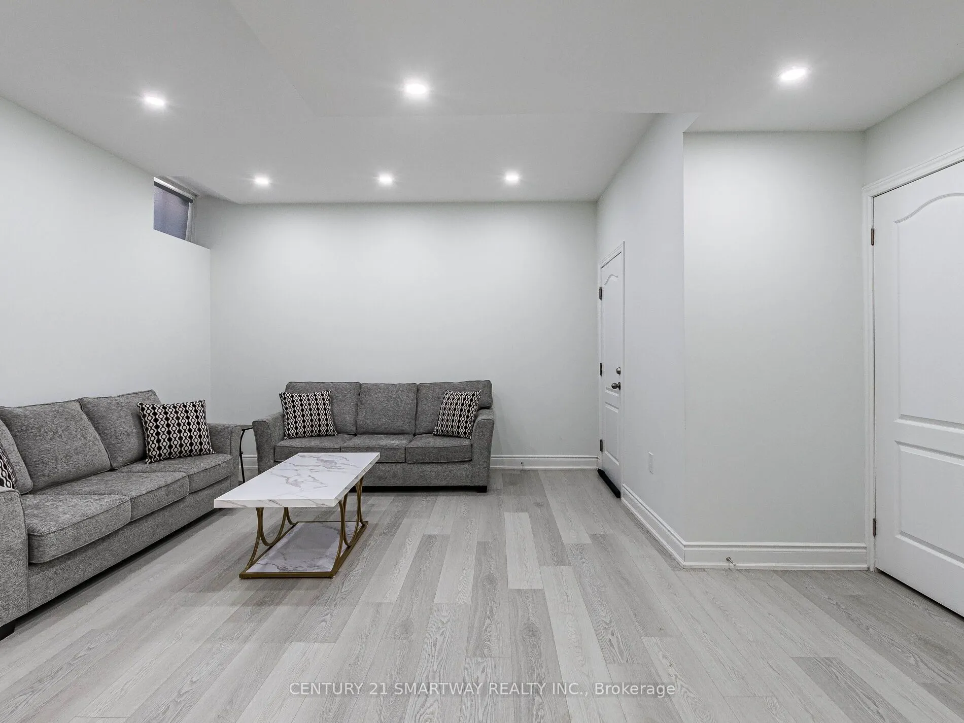 58 Jura Crescent