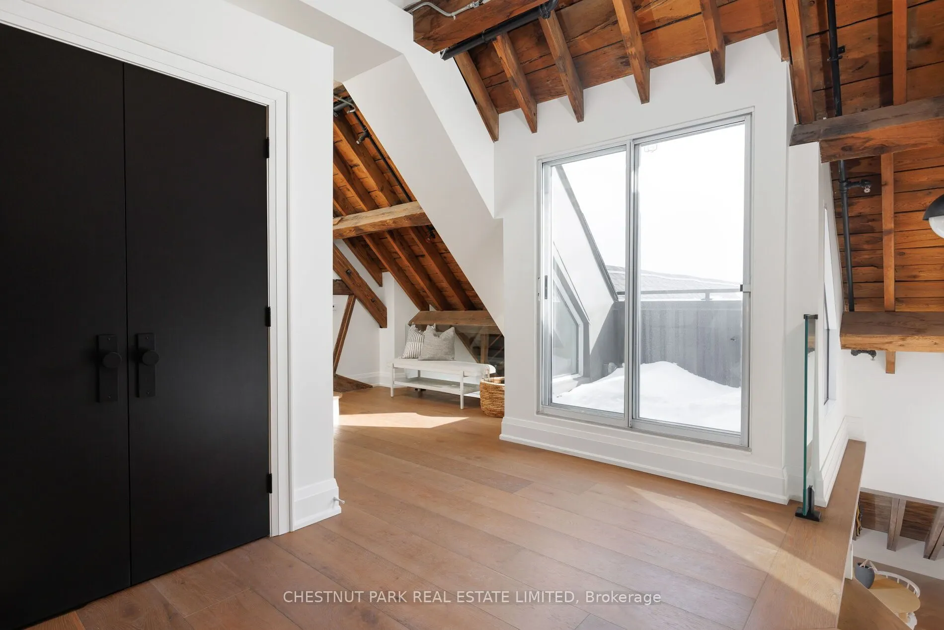 384 Sunnyside Avenue, #309