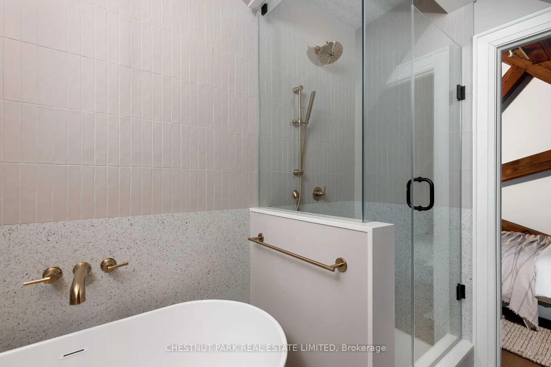 384 Sunnyside Avenue, #309