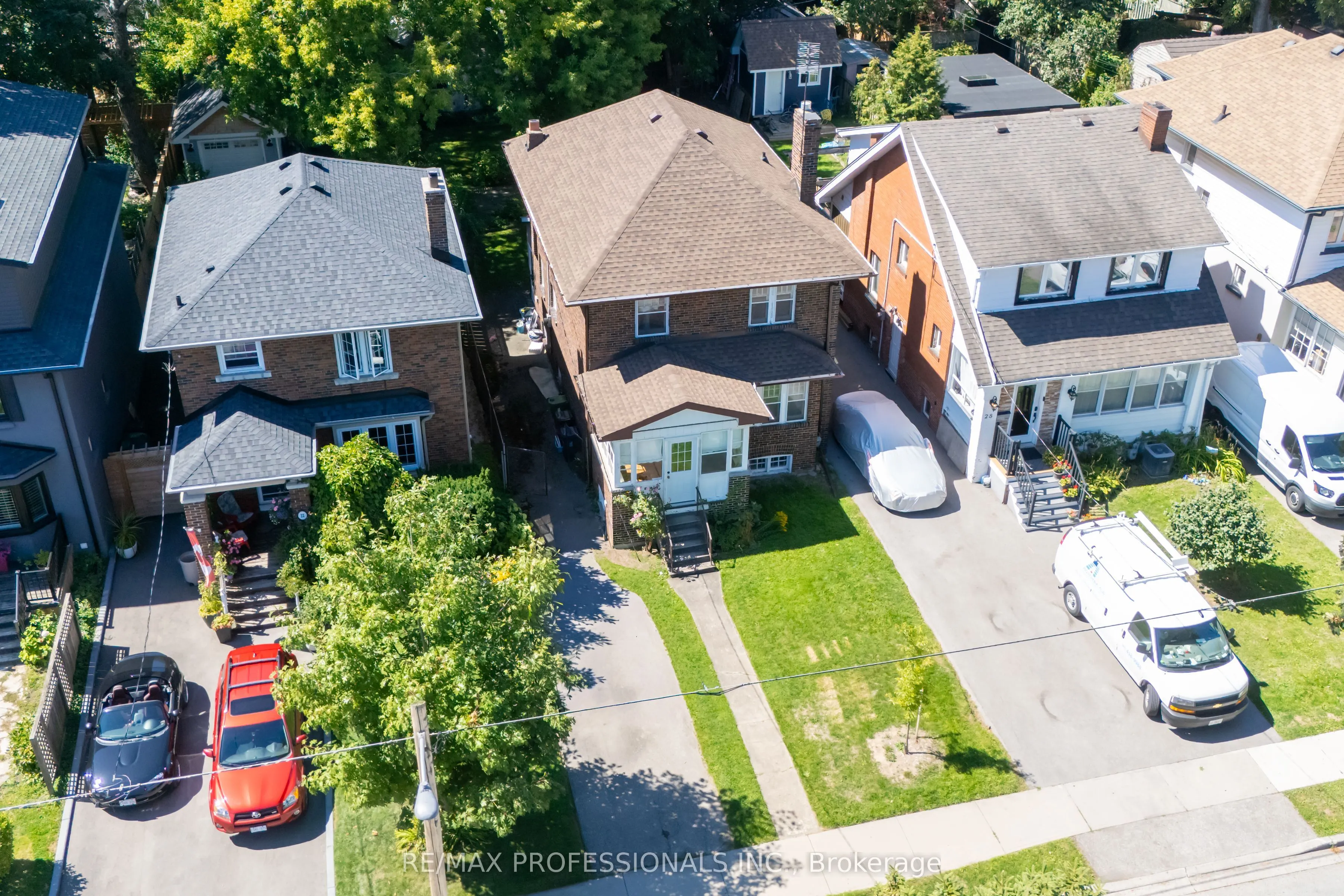 24 Queens Avenue