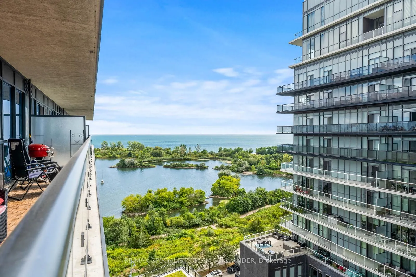 39 Annie Craig Drive, #1201