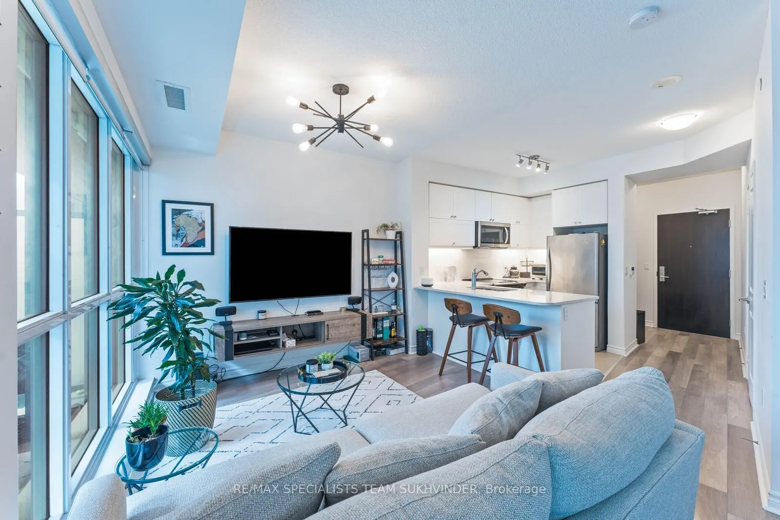 39 Annie Craig Drive, #1201