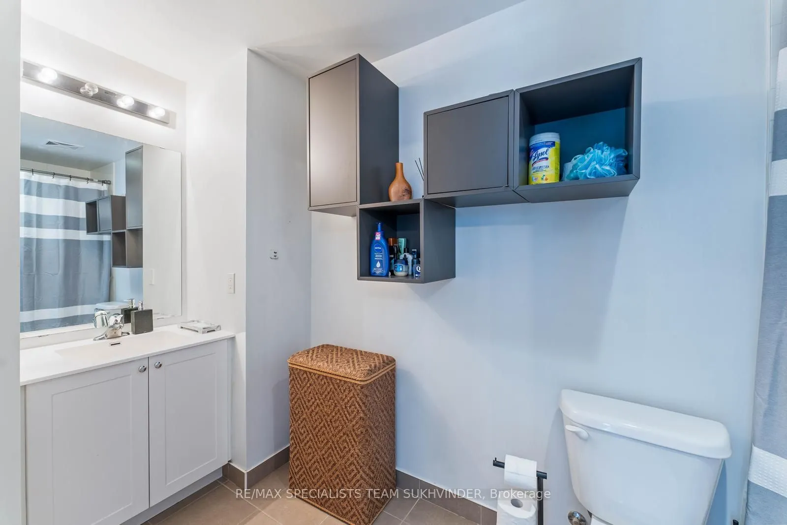 39 Annie Craig Drive, #1201