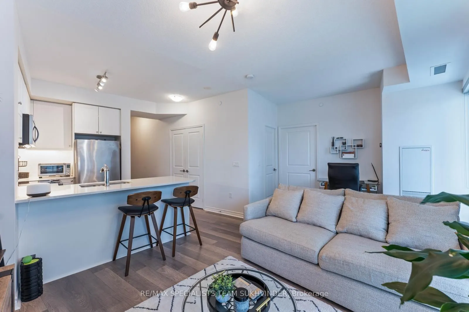39 Annie Craig Drive, #1201